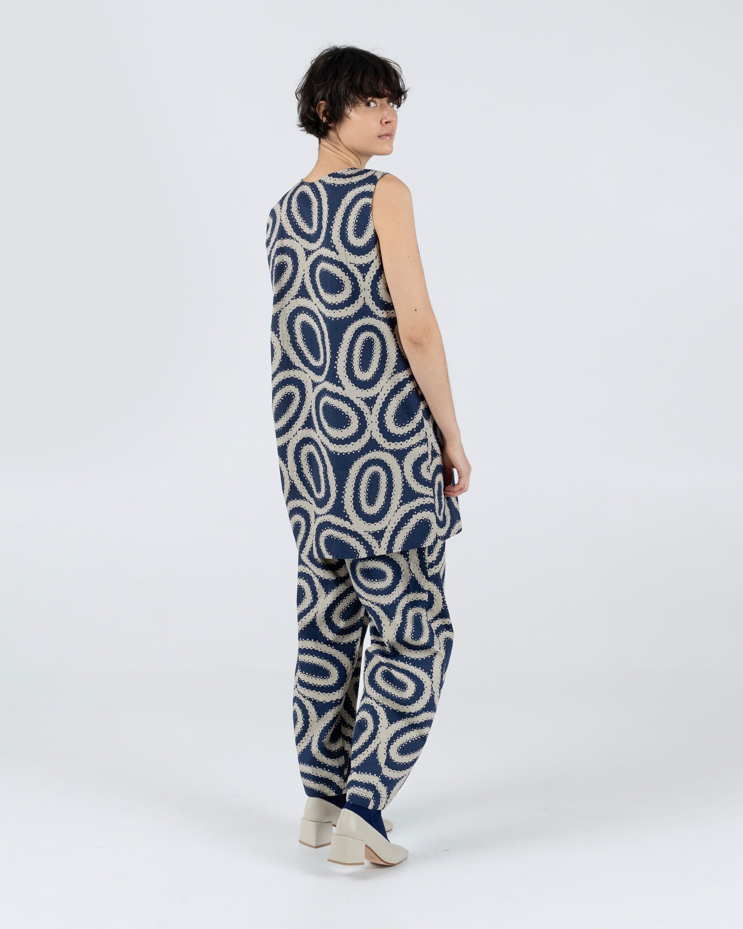 Kate Mini, Doilies Print