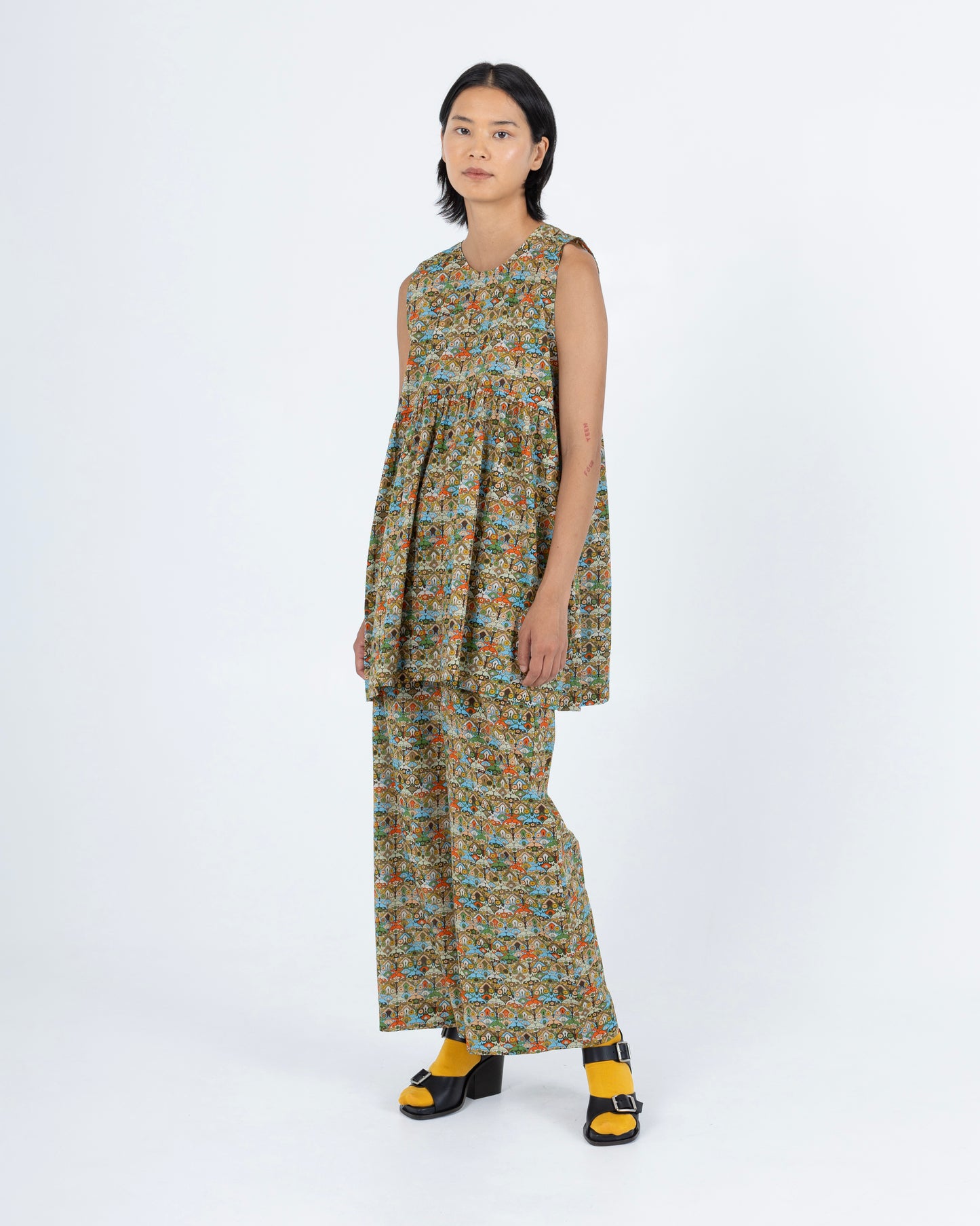 Andre Dress, Scroll Pop