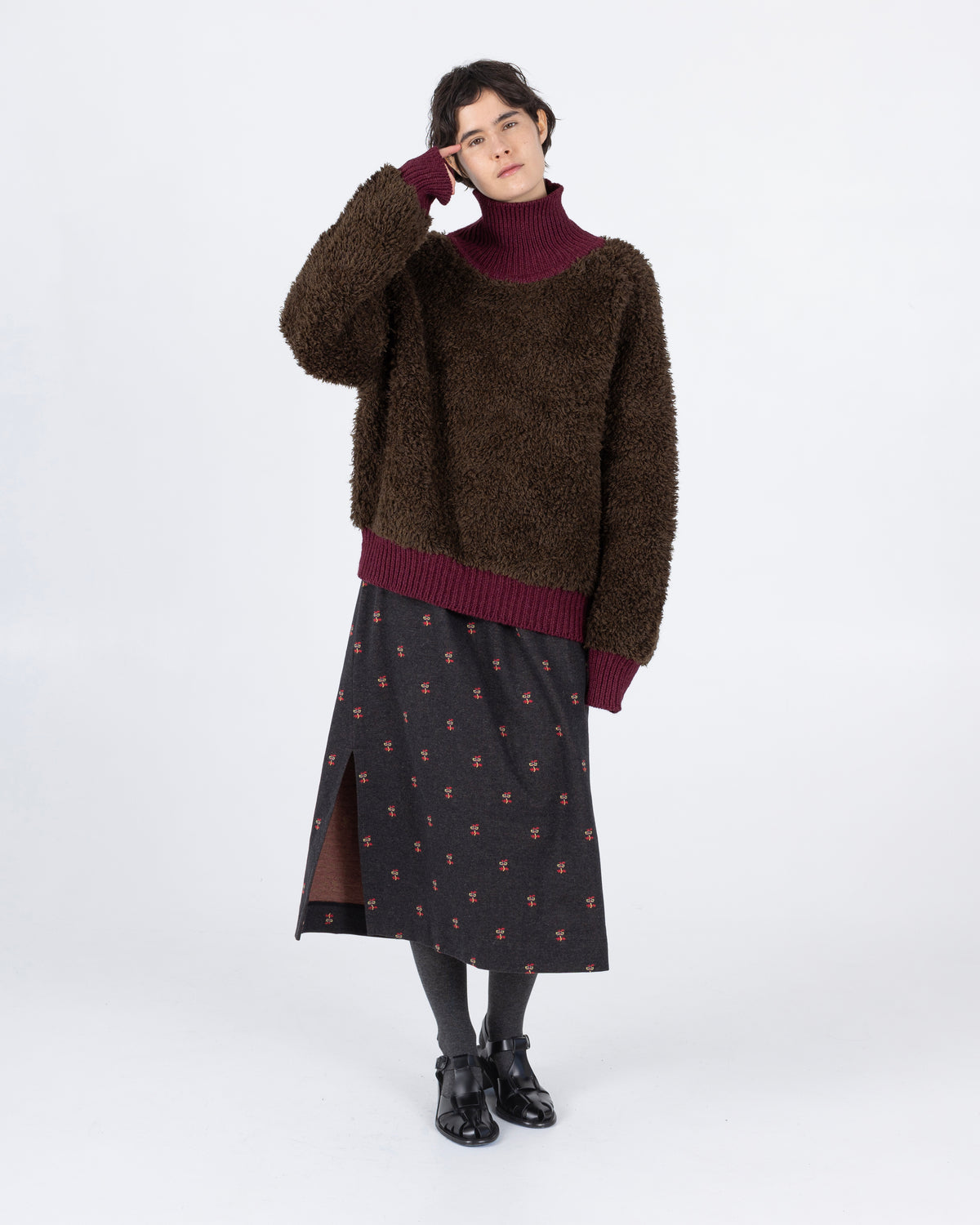 Bao Sweater, Earth