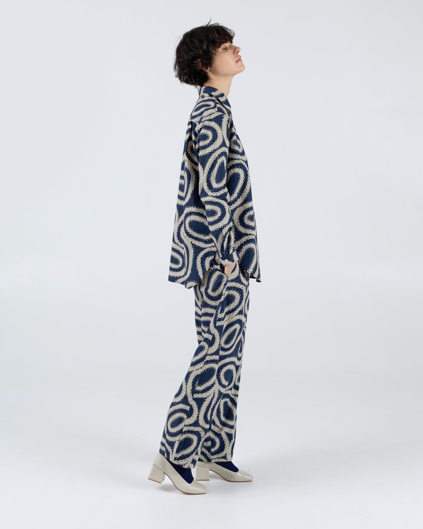 Yibi Pant, Doilies Print